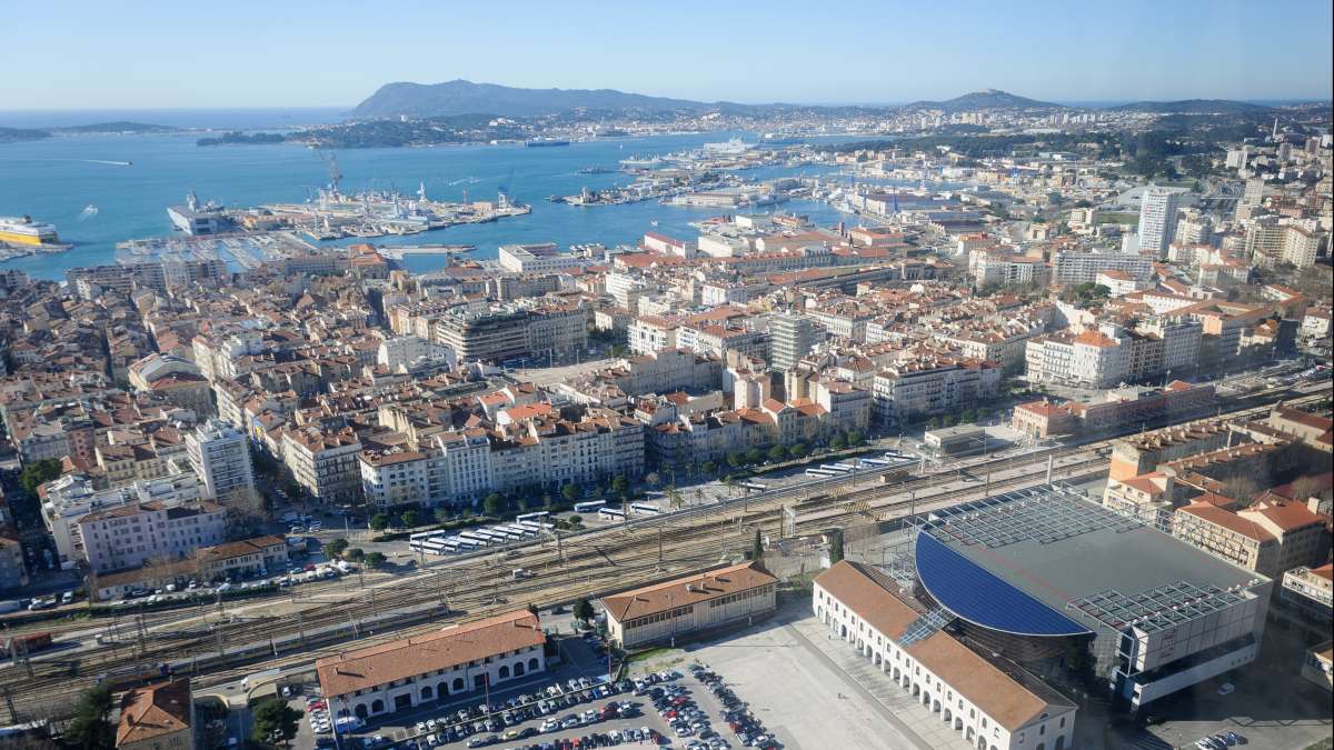 Vue aérienne de Toulon